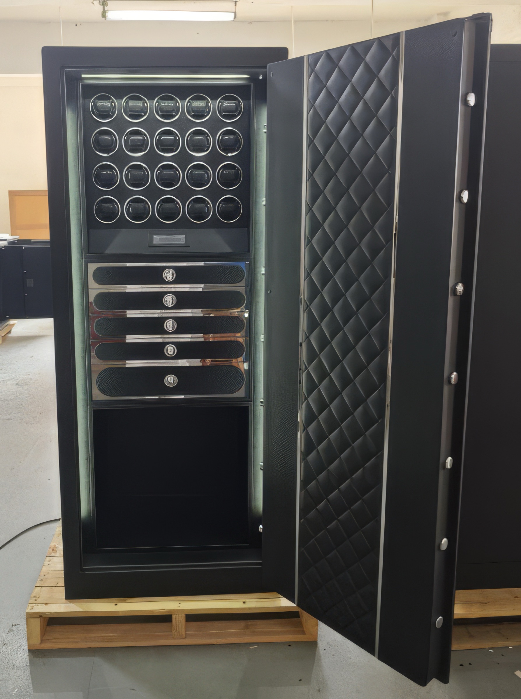 Kronberg Grand Cabinet XL Noir Edition in matte black lacquer — Kreis 1, Zurich 2024